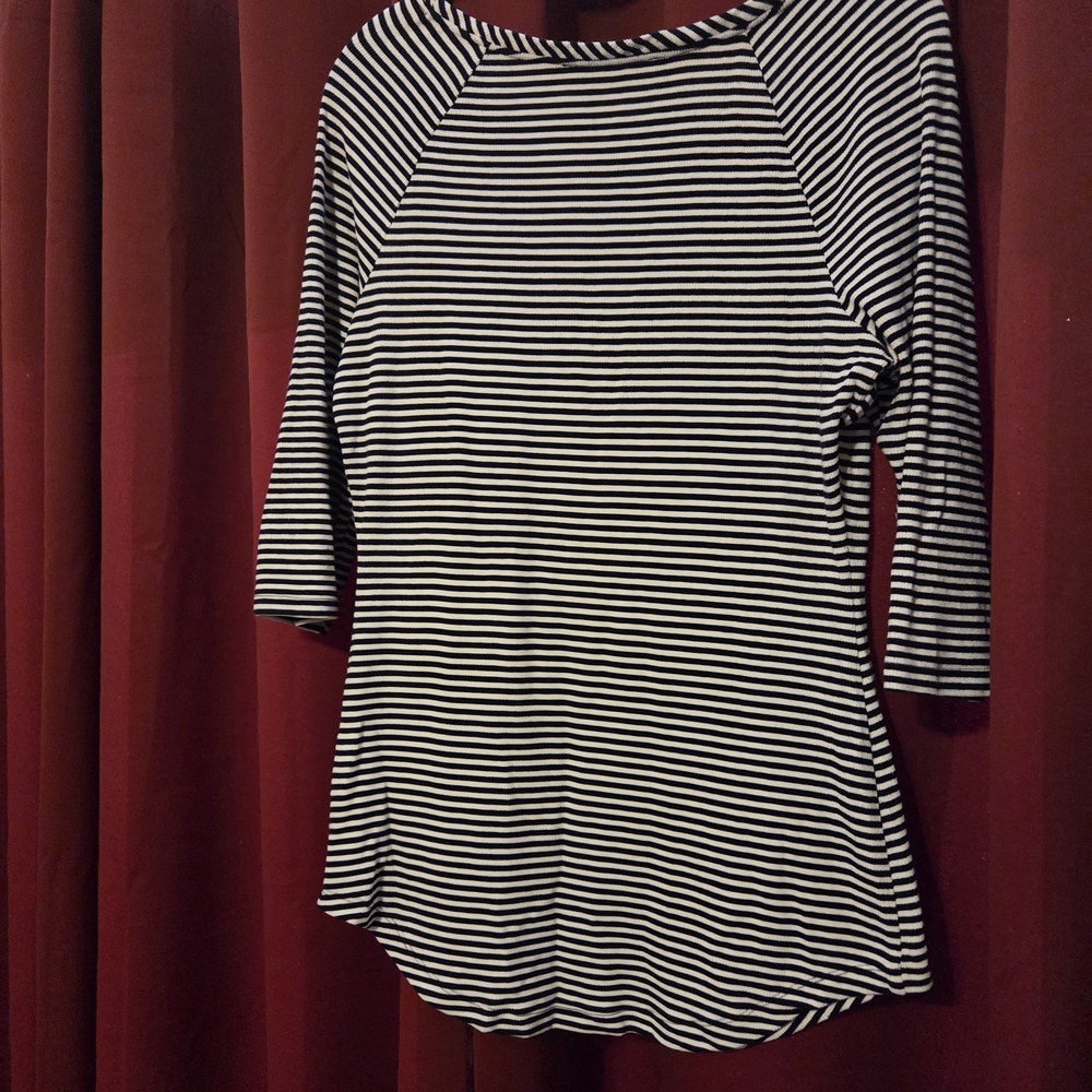 Sunny & Sage Striped Knit Top